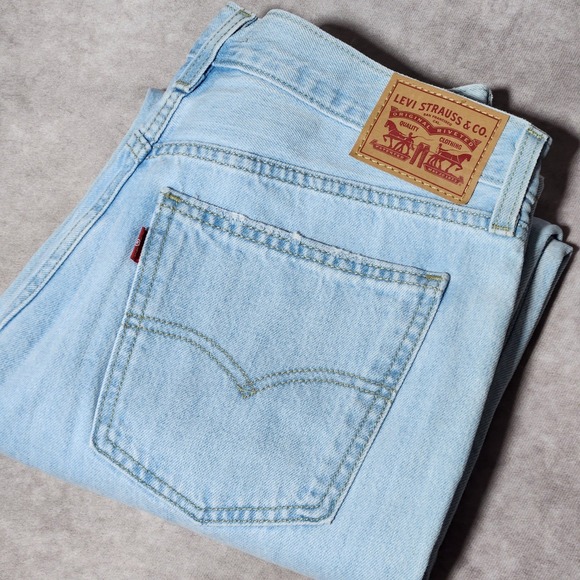 Levi's Denim - Levis Low Pro Straight Jeans Light Wash Distressed Blue A0964-0011 Womens 29